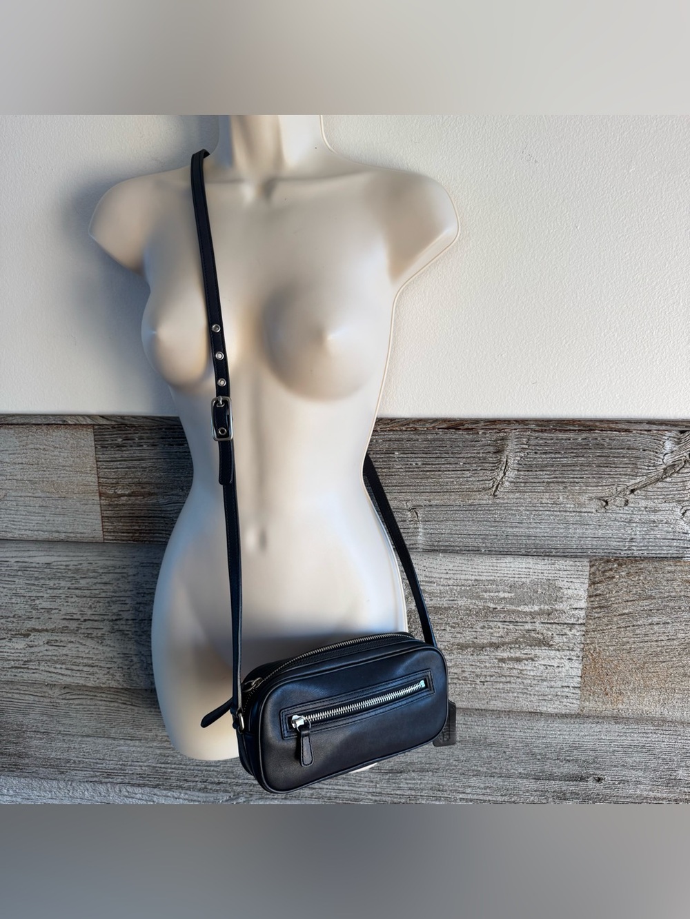 Coach Legacy West Mini Camera Bag 9589 Black Glove-Tanned Leather Crossbody